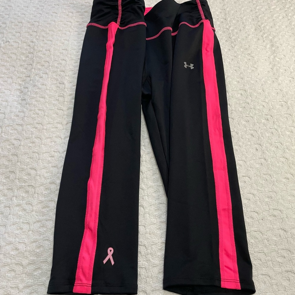 Under Armour Black and Pink‎ Fitness Leggings
size M Breast Cancer Awareness.. - Picture 8 of 11